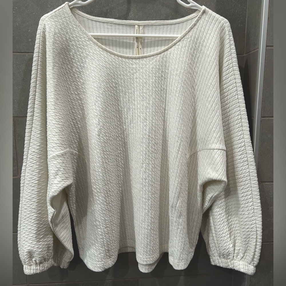 Arya Textured Top